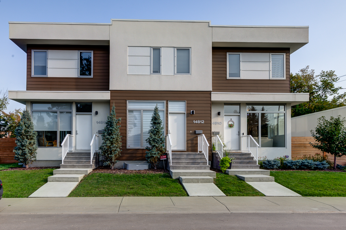 ICONIC YEG RE/MAX Real Estate Crestwood